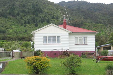 Photo of property in 19 Gilchrist Street, Te Aroha, 3320