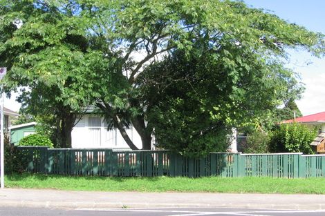 Photo of property in 1/18 Strid Road, Te Atatu South, Auckland, 0610