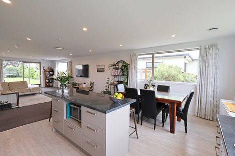 Photo of property in 53 Queen Street, Winton, 9720