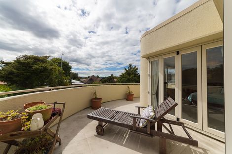 Photo of property in 224 Victoria Avenue, Hokowhitu, Palmerston North, 4410