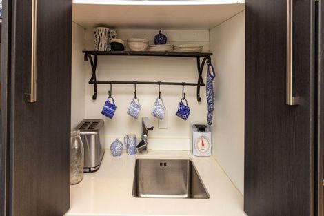 Photo of property in 27 Kent Road, Saint Johns Hill, Whanganui, 4501