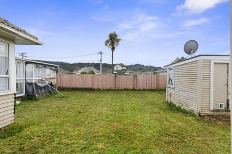 Photo of property in 22 Sandford Street, Trentham, Upper Hutt, 5018