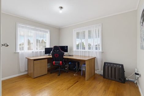 Photo of property in 40 Cosgrave Road, Papakura, 2110