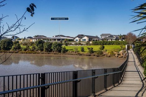 Photo of property in 6 Lees Cove, Karaka, Papakura, 2113