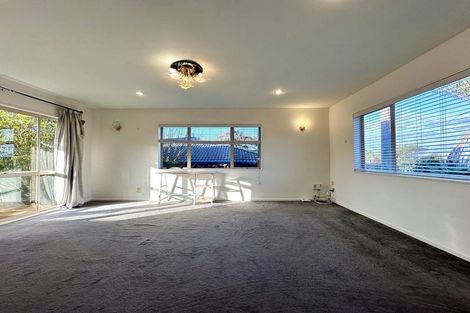 Photo of property in 143 Sturges Road, Henderson, Auckland, 0612