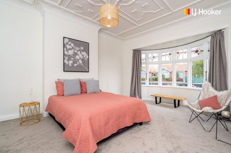 Photo of property in 65 Hargest Crescent, Saint Kilda, Dunedin, 9012