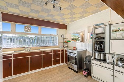 Photo of property in 17 Glen Street, Levin, 5510