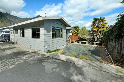 Photo of property in 1/25 Tipahi Street, Nelson South, Nelson, 7010