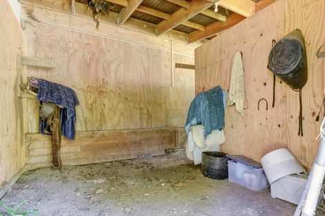 Photo of property in 120 Union Line, Fordell, Whanganui, 4572