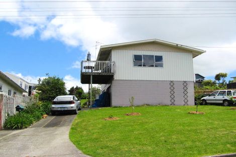 Photo of property in 3 Capitol Road, Matakatia, Whangaparaoa, 0930