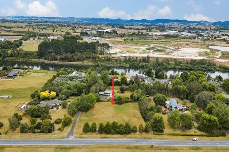 Photo of property in 2121e River Road, Horsham Downs, Hamilton, 3281