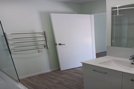 Photo of property in 48a Woodend Road, Woodend, 7610