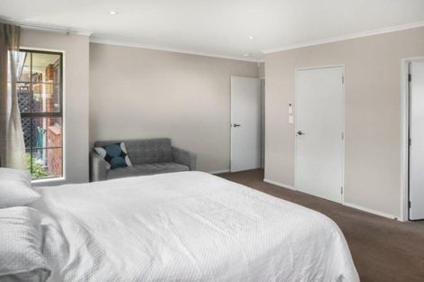 Photo of property in 5 Longwood Place, Harrowfield, Hamilton, 3210