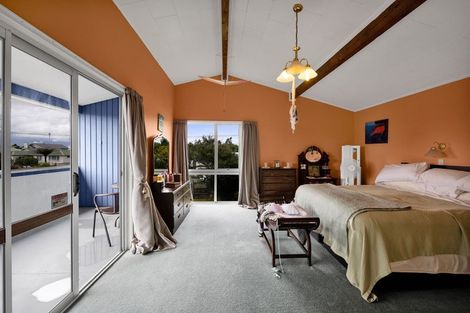 Photo of property in 137 Waihi Road, Hawera, 4610