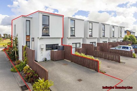 Photo of property in 11 Walsh Road, Papakura, 2110
