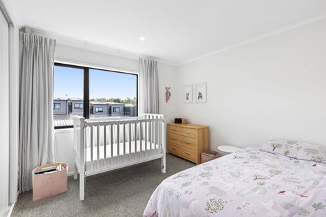 Photo of property in 42 Pennant Street, Long Bay, Auckland, 0630