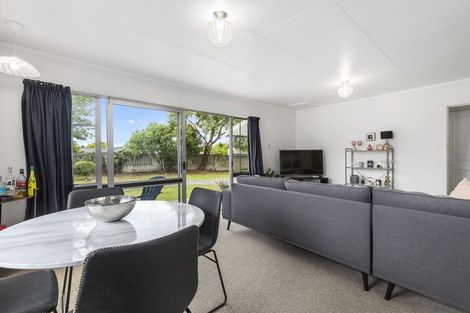 Photo of property in 72b Oakfield Crescent, Pukete, Hamilton, 3200