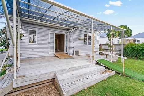 Photo of property in 12 Churchill Street, Kensington, Whangarei, 0112