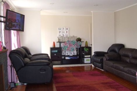 Photo of property in 8 Winifred Avenue, Bayview, Auckland, 0629