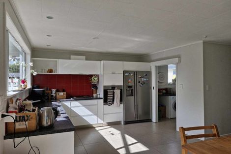 Photo of property in 4 Norton Place, Spotswood, New Plymouth, 4310