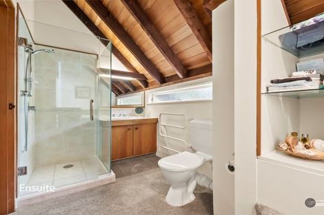 Photo of property in 131 Kings Crescent, Hutt Central, Lower Hutt, 5010