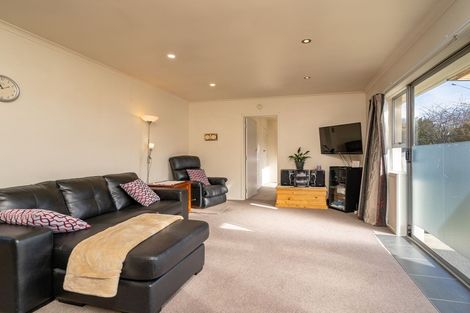 Photo of property in 37a Kinmont Crescent, Kinmont Park, Mosgiel, 9024