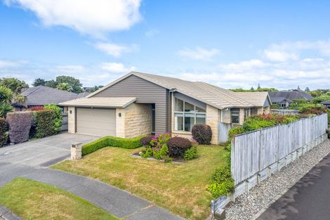 Photo of property in 21 Telford Way, Raumati Beach, Paraparaumu, 5032