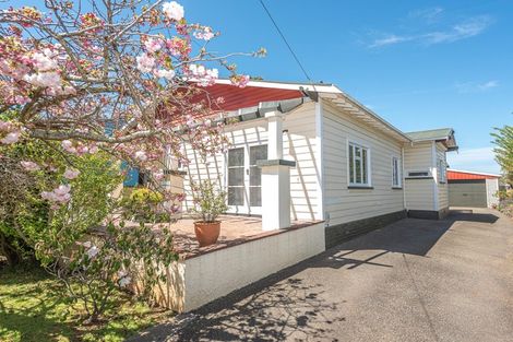 Photo of property in 5 Godwin Crescent, College Estate, Whanganui, 4500