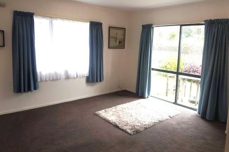 Photo of property in 56b Oxford Street, Tawa, Wellington, 5028