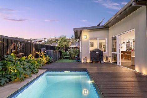 Photo of property in 8 Caldera Close, Pyes Pa, Tauranga, 3112