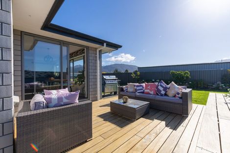 Photo of property in 11 Breaksea Street, Te Anau, 9600