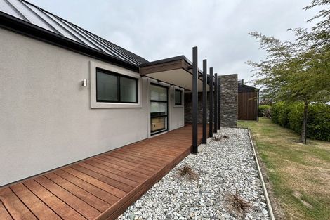 Photo of property in 26 Jacks Point Rise, Jacks Point, Queenstown, 9371