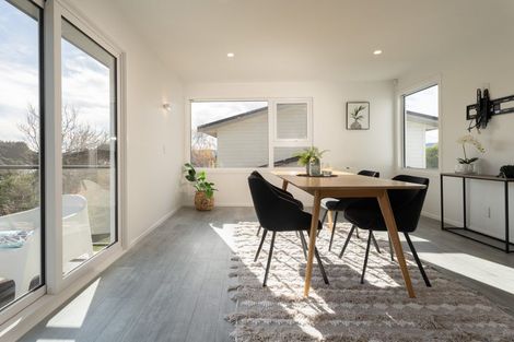 Photo of property in 50 Exploration Way, Whitby, Porirua, 5024