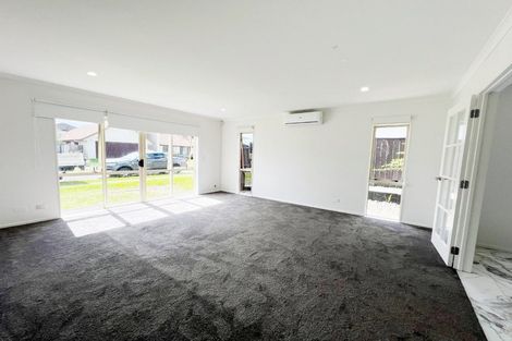 Photo of property in 36 Baltersan Drive, Flat Bush, Auckland, 2016