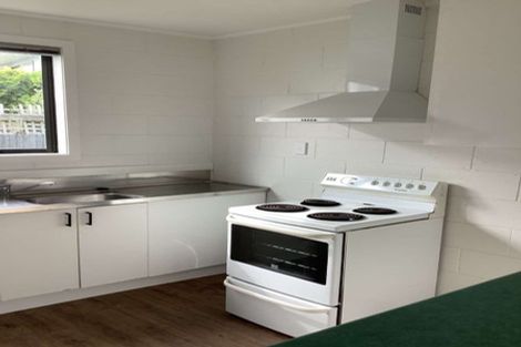 Photo of property in 2/86 Picton Avenue, Riccarton, Christchurch, 8011