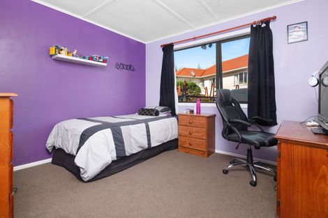 Photo of property in 106 Queen Street, Waiuku, 2123