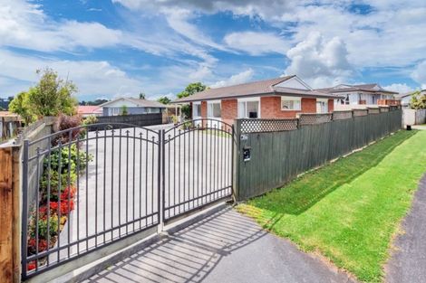 Photo of property in 6 Elisa Lane, Ranui, Auckland, 0612