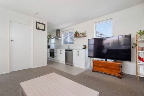 Photo of property in 1/11 Radnor Street, St Albans, Christchurch, 8014