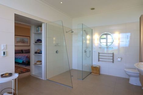 Photo of property in 274 Princes Drive, Britannia Heights, Nelson, 7010