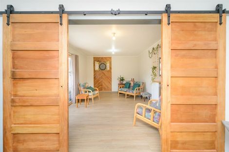 Photo of property in 128 High Street, Bulls, 4818