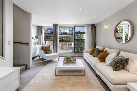 Photo of property in 2/300 Parnell Road, Parnell, Auckland, 1052