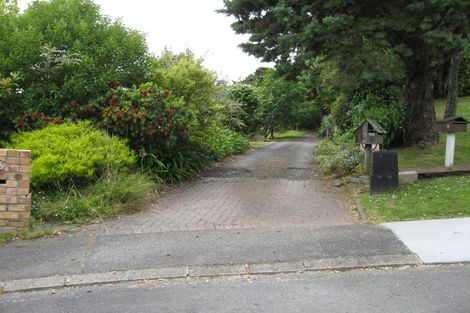 Photo of property in 6 Cromwell Place, Pukekohe, 2120