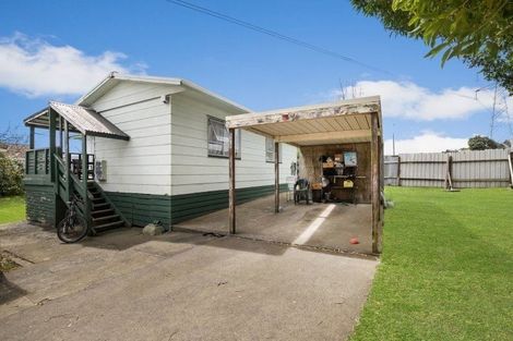 Photo of property in 2/20 Darnell Crescent, Clover Park, Auckland, 2019