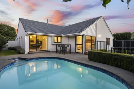 Photo of property in 56 Solway Avenue, Ilam, Christchurch, 8041