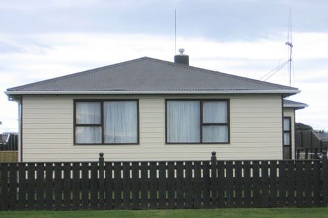 Photo of property in 42 Cook Street, Foxton, 4814