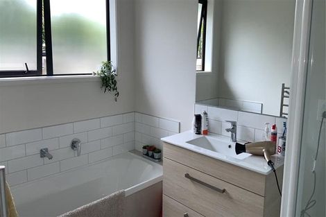 Photo of property in 5 Cascade Way, Omokoroa, 3114