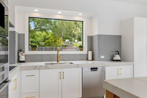 Photo of property in 36 Kahu Road, Fendalton, Christchurch, 8041