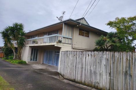 Photo of property in 1/27 Kerswill Place, Pakuranga, Auckland, 2010