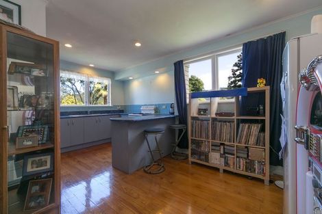 Photo of property in 2 Paewai Road, Glen Eden, Auckland, 0602