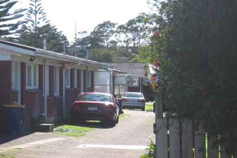 Photo of property in 39 Harrington Road, Henderson, Auckland, 0610